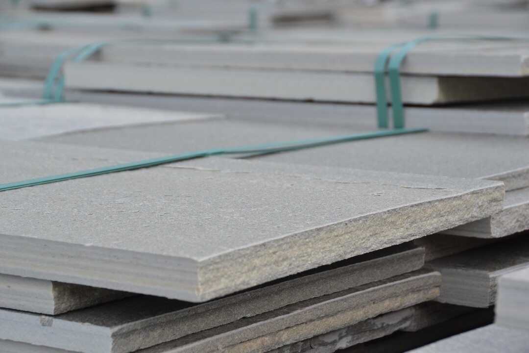 Oppdal saget/hugget terrasseflis